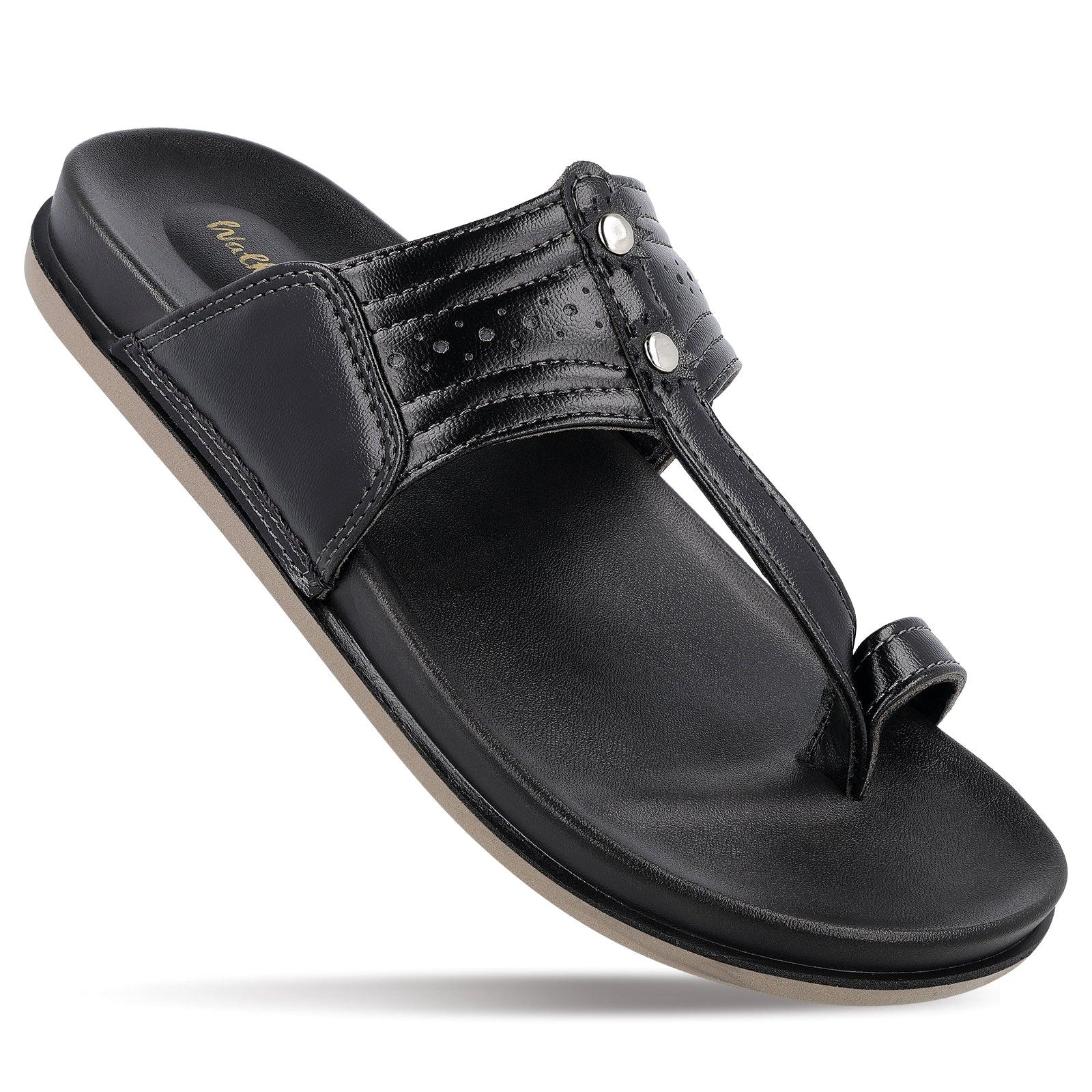 Shop Men's Kolhapuri Chappal WE1351 Black Online – Walkaroo Footwear