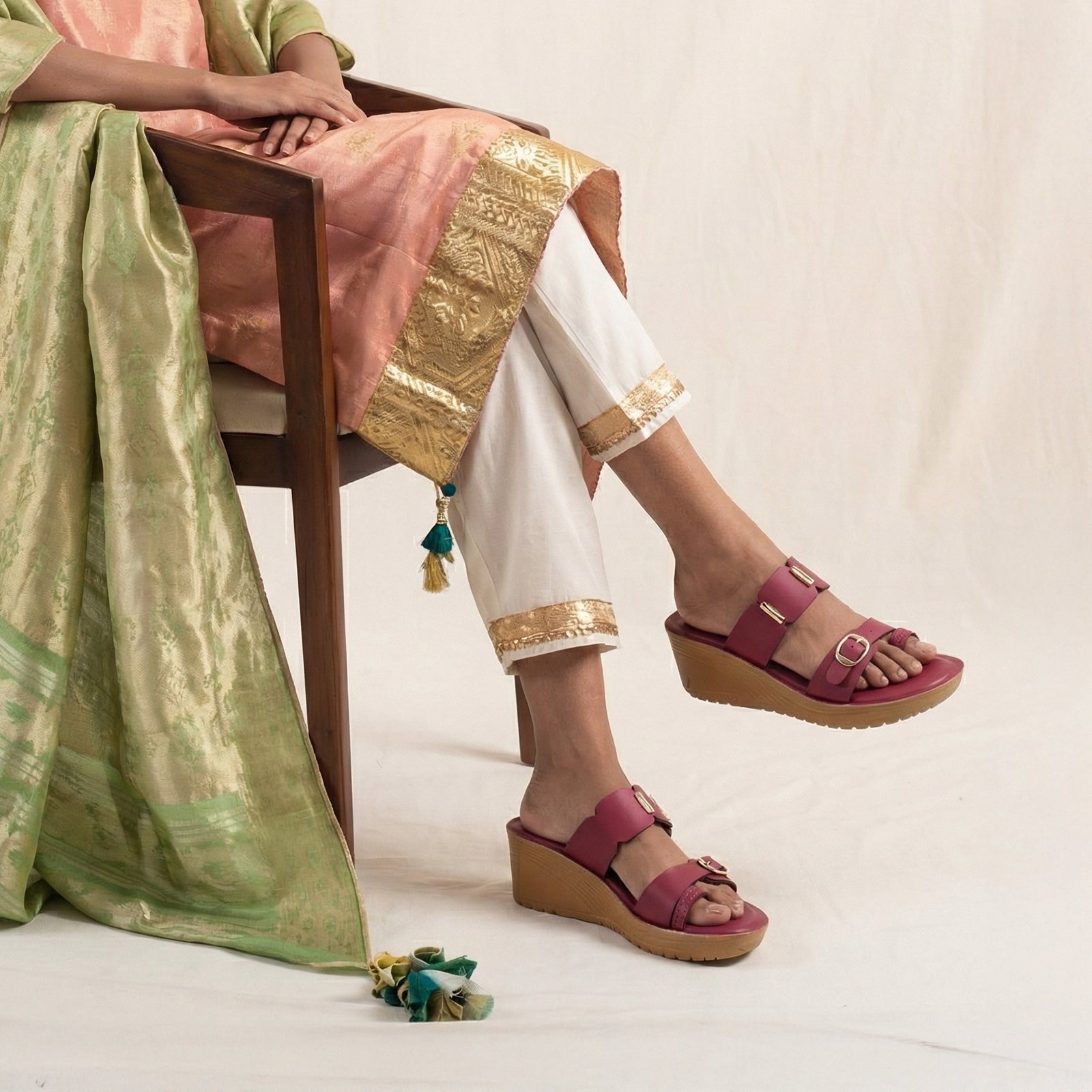 Women's Wedge Heel Sandals - WLR74020 Maroon