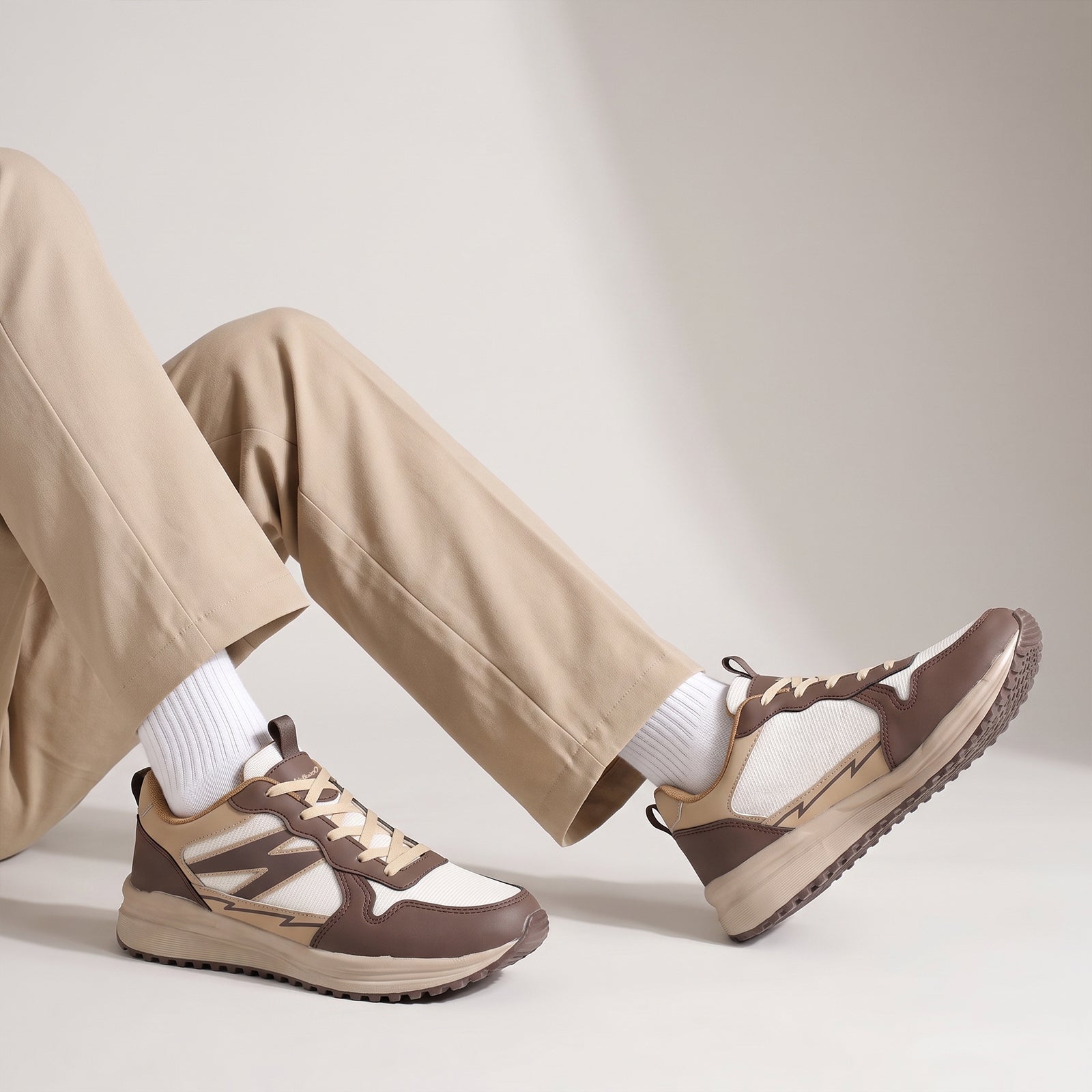 Men's Sports Shoe -ONG97007 White Tan