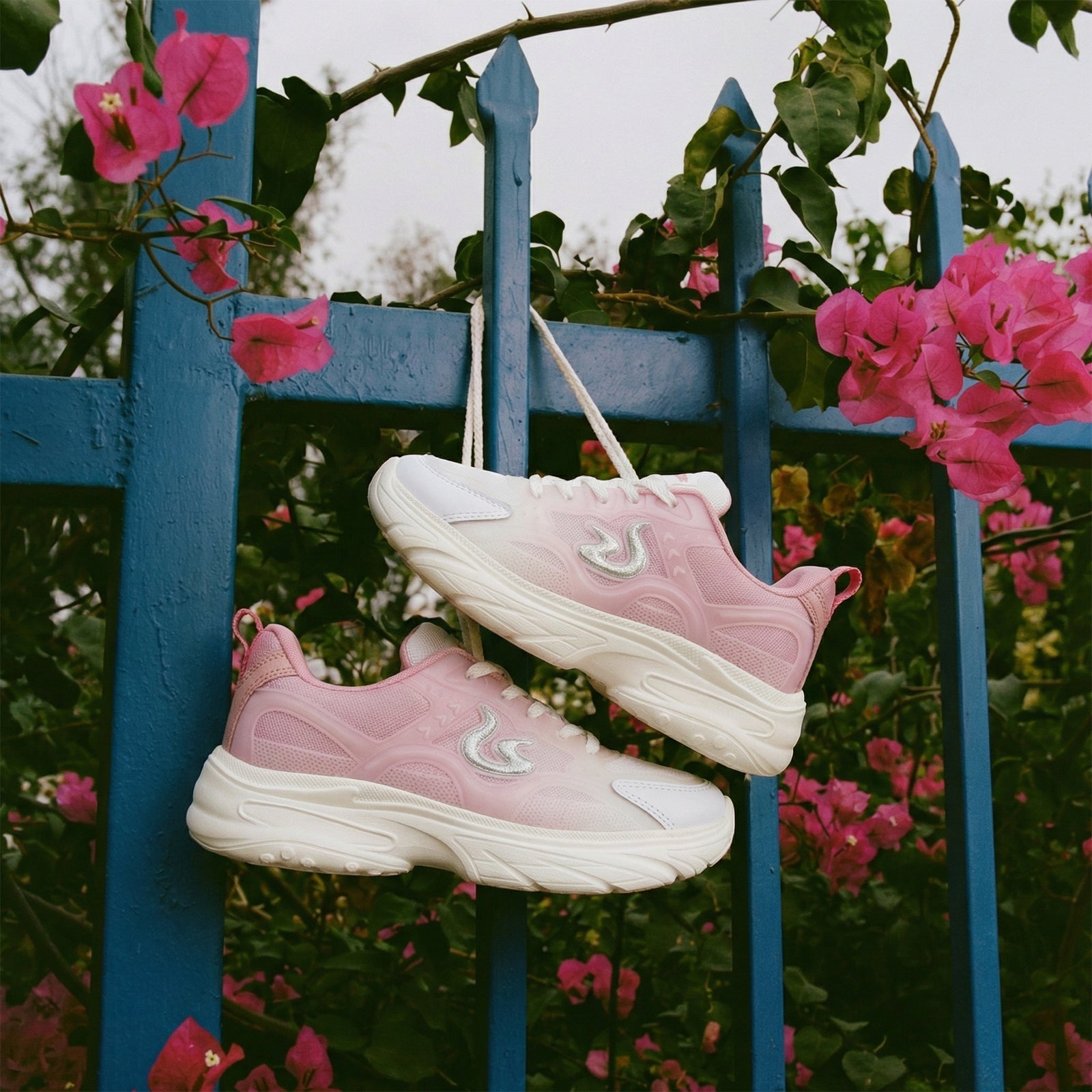 Women's Sports Sneakers - WY3378 Pink