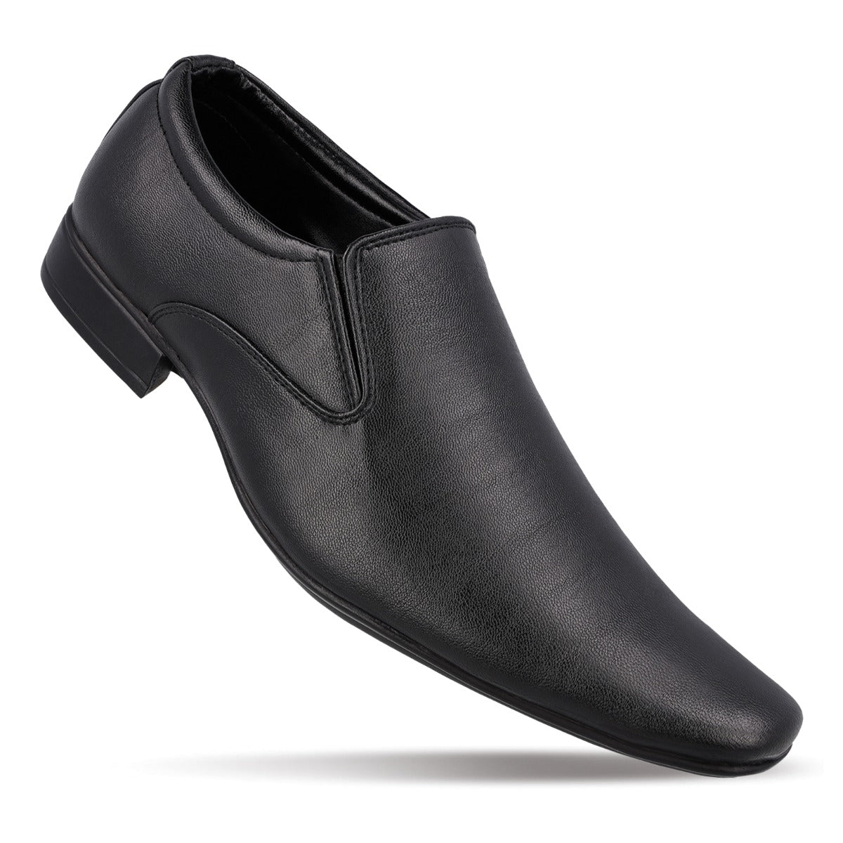 walkaroo formal shoes